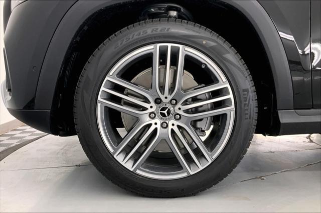 new 2025 Mercedes-Benz GLS 450 car, priced at $96,615