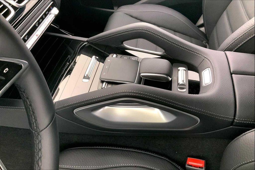 new 2026 Mercedes-Benz GLE 450 car, priced at $93,235