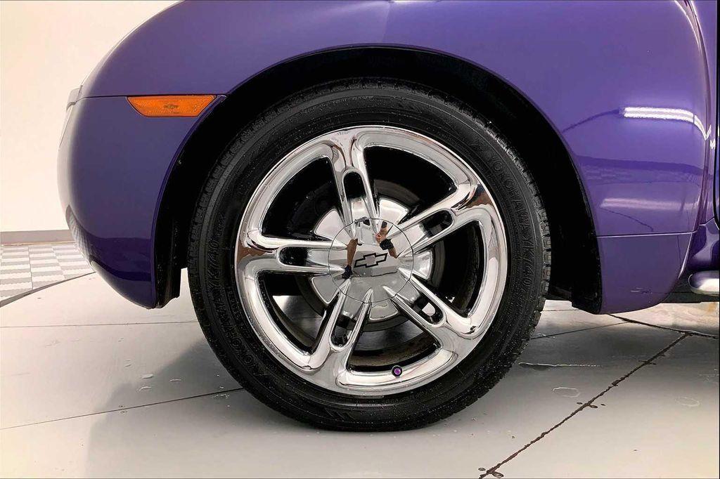 used 2004 Chevrolet SSR car, priced at $21,386