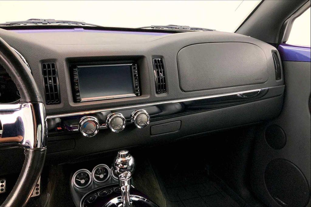 used 2004 Chevrolet SSR car, priced at $21,386