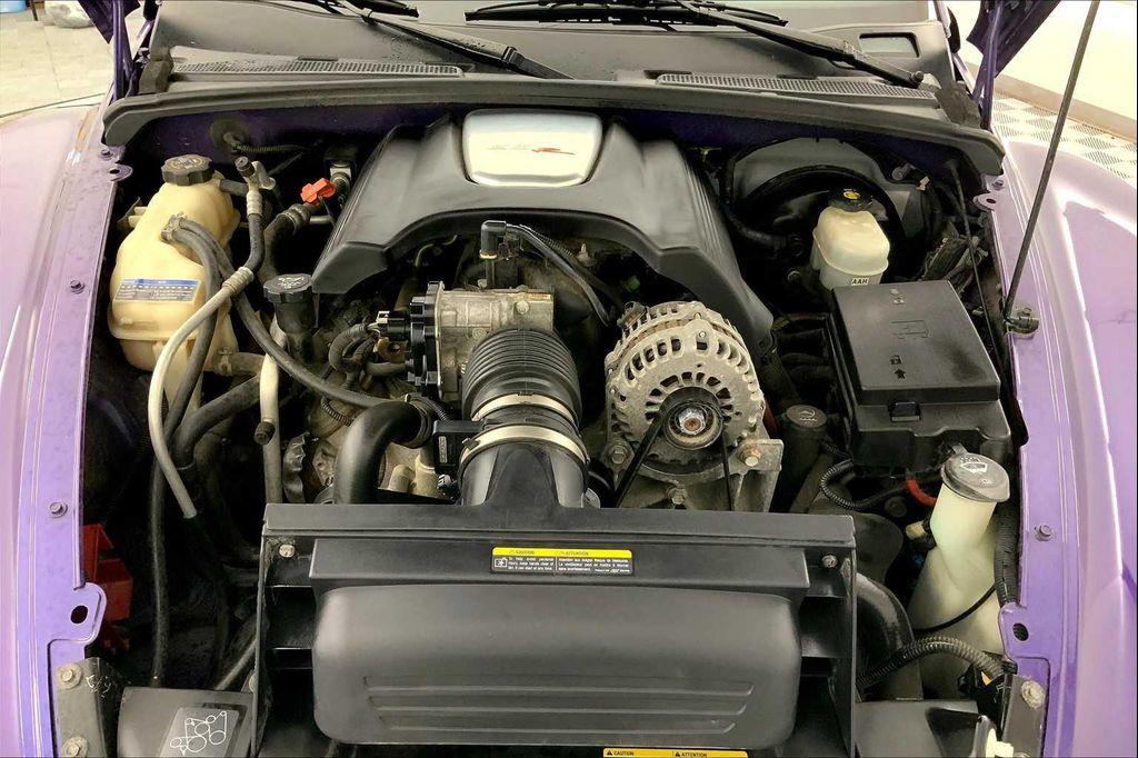 used 2004 Chevrolet SSR car, priced at $21,386