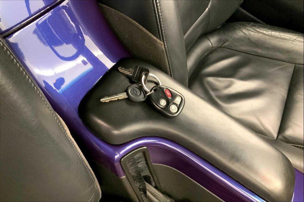 used 2004 Chevrolet SSR car, priced at $21,386