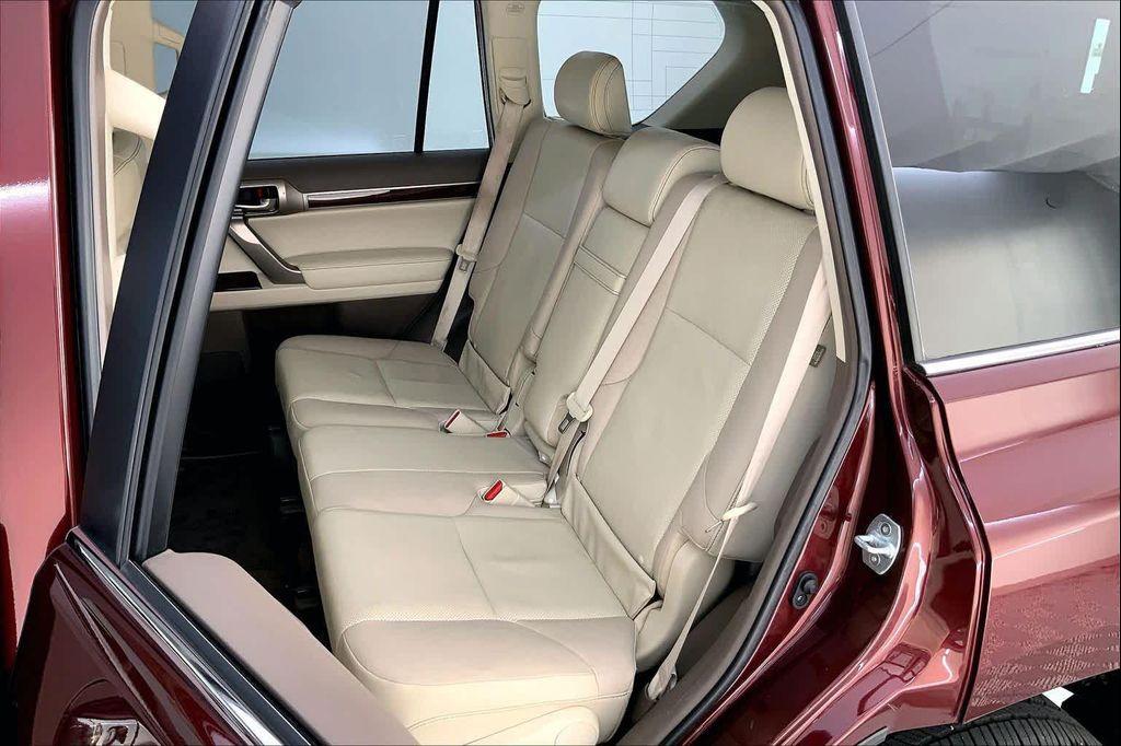 used 2019 Lexus GX 460 car, priced at $35,988