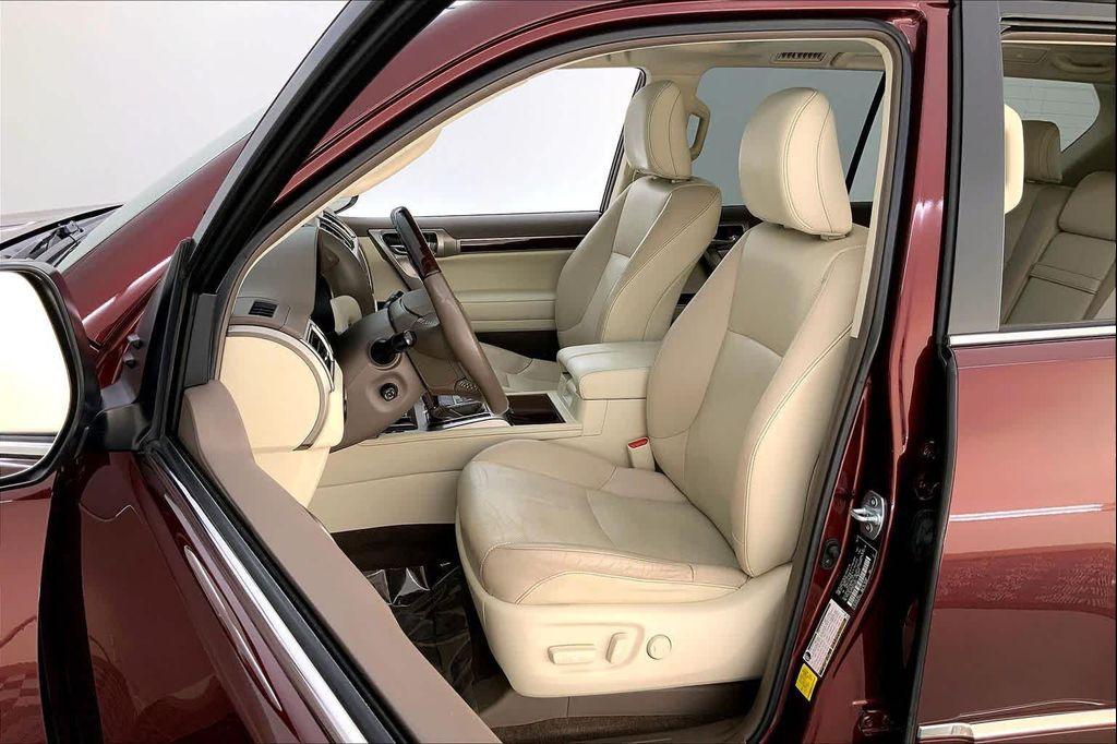 used 2019 Lexus GX 460 car, priced at $35,988