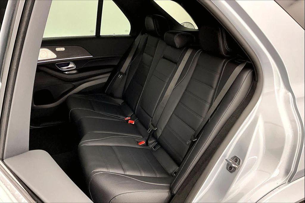 new 2026 Mercedes-Benz GLE 450 car, priced at $83,550