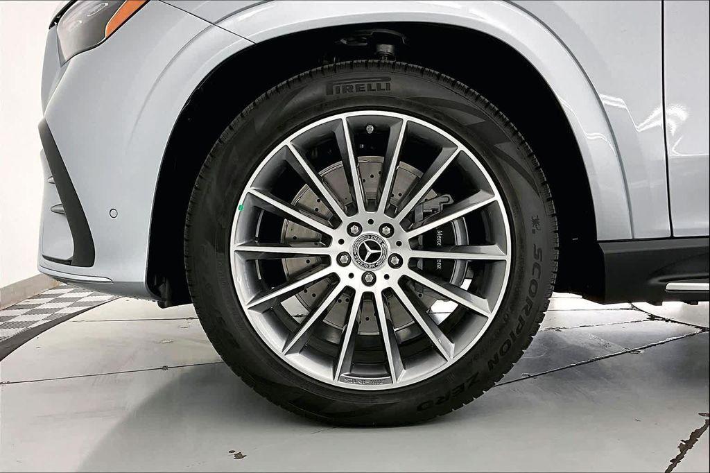 new 2026 Mercedes-Benz GLE 450 car, priced at $83,550