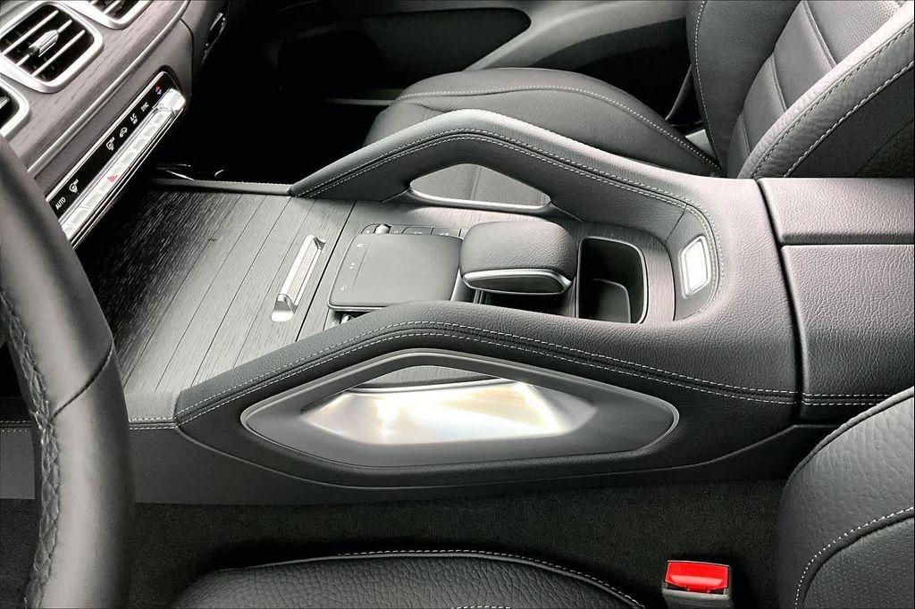 new 2026 Mercedes-Benz GLE 450 car, priced at $83,550