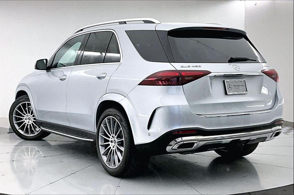new 2026 Mercedes-Benz GLE 450 car, priced at $83,550