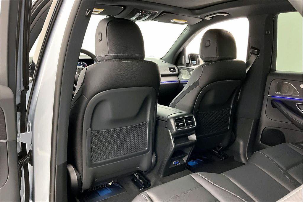 new 2026 Mercedes-Benz GLE 450 car, priced at $83,550