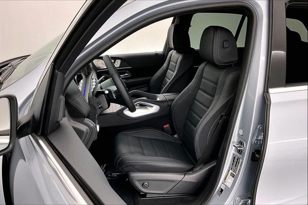 new 2026 Mercedes-Benz GLE 450 car, priced at $83,550