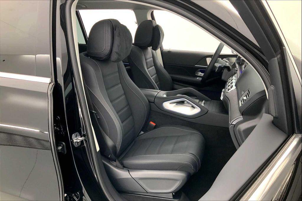 new 2026 Mercedes-Benz GLS 450 car, priced at $99,485