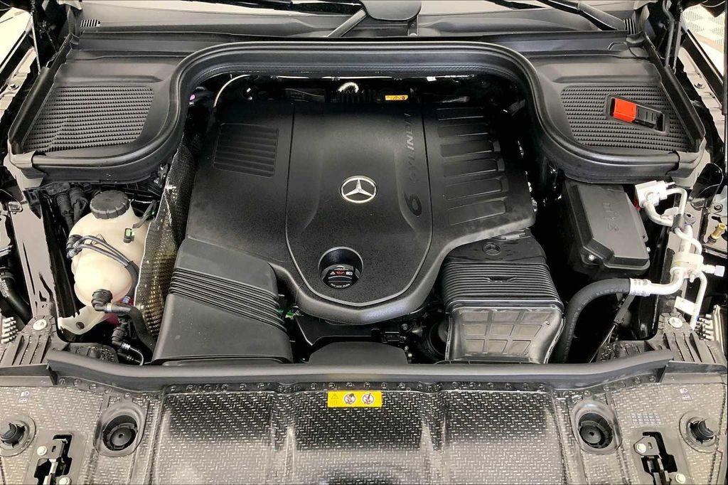 new 2026 Mercedes-Benz GLS 450 car, priced at $99,485