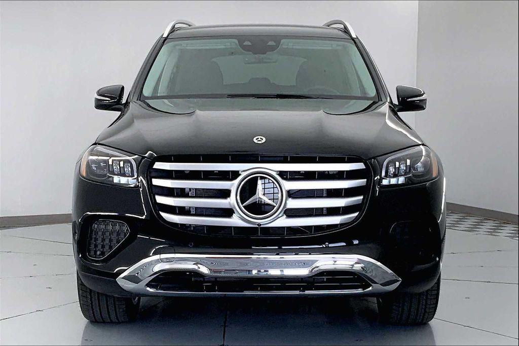new 2026 Mercedes-Benz GLS 450 car, priced at $99,485