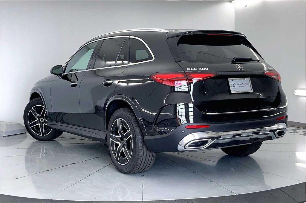 new 2025 Mercedes-Benz GLC 300 car, priced at $62,515