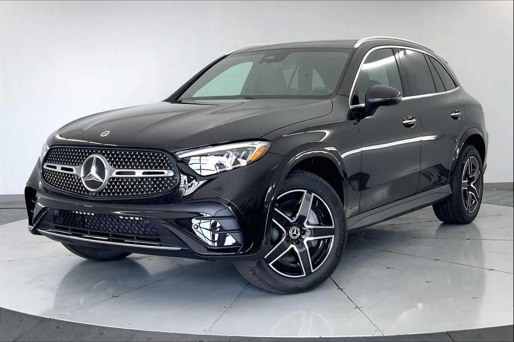 new 2025 Mercedes-Benz GLC 300 car, priced at $62,515
