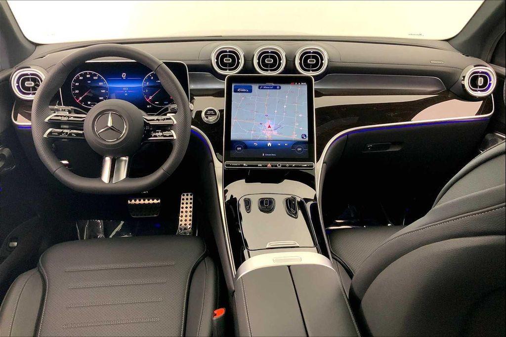 new 2025 Mercedes-Benz GLC 300 car, priced at $62,515