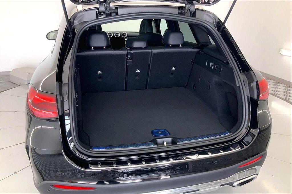 new 2025 Mercedes-Benz GLC 300 car, priced at $62,515