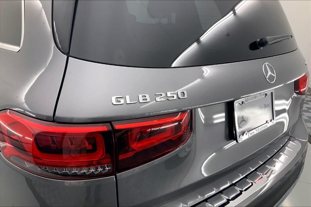 new 2023 Mercedes-Benz GLB 250 car, priced at $48,310