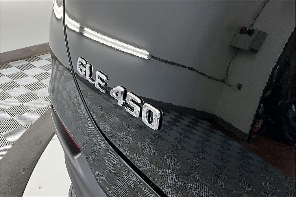 new 2026 Mercedes-Benz GLE 450 car, priced at $86,265