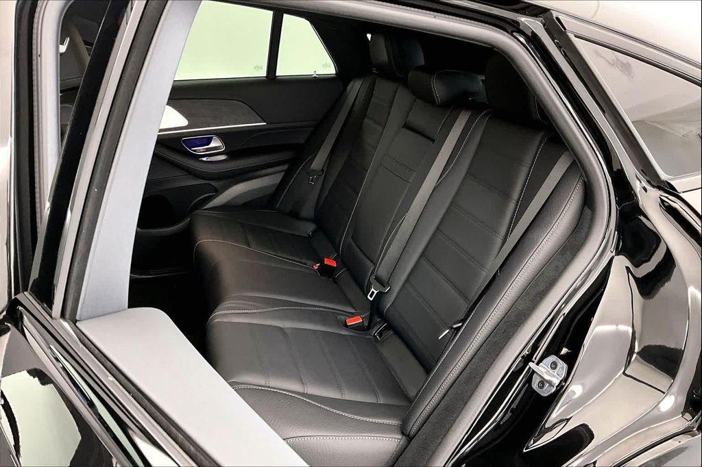 new 2026 Mercedes-Benz GLE 450 car, priced at $86,265