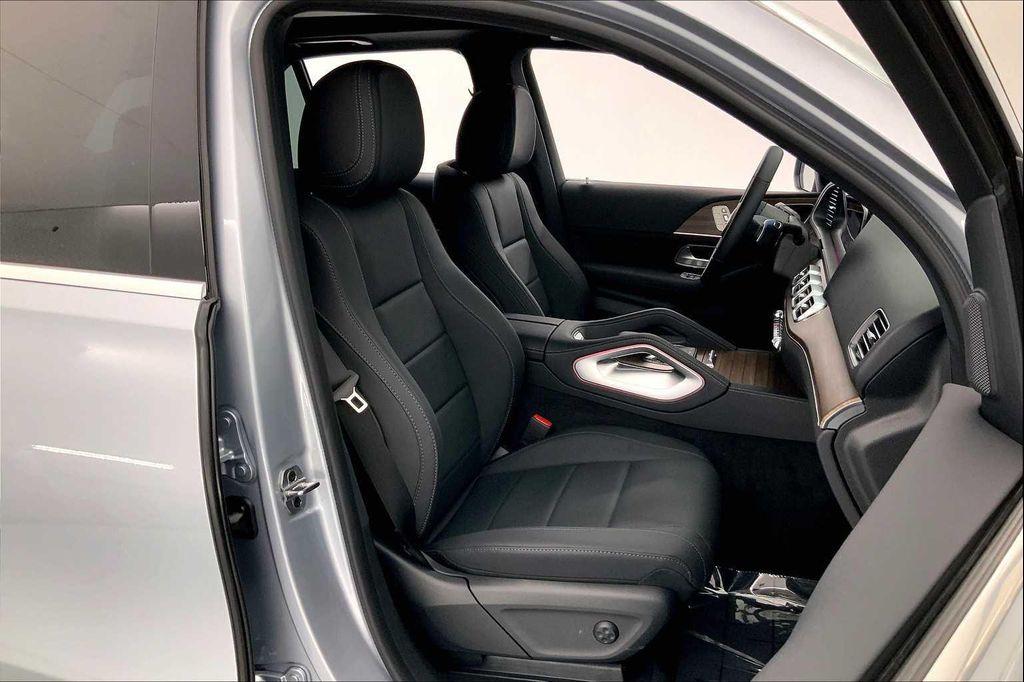 new 2025 Mercedes-Benz GLE 350 car, priced at $64,715