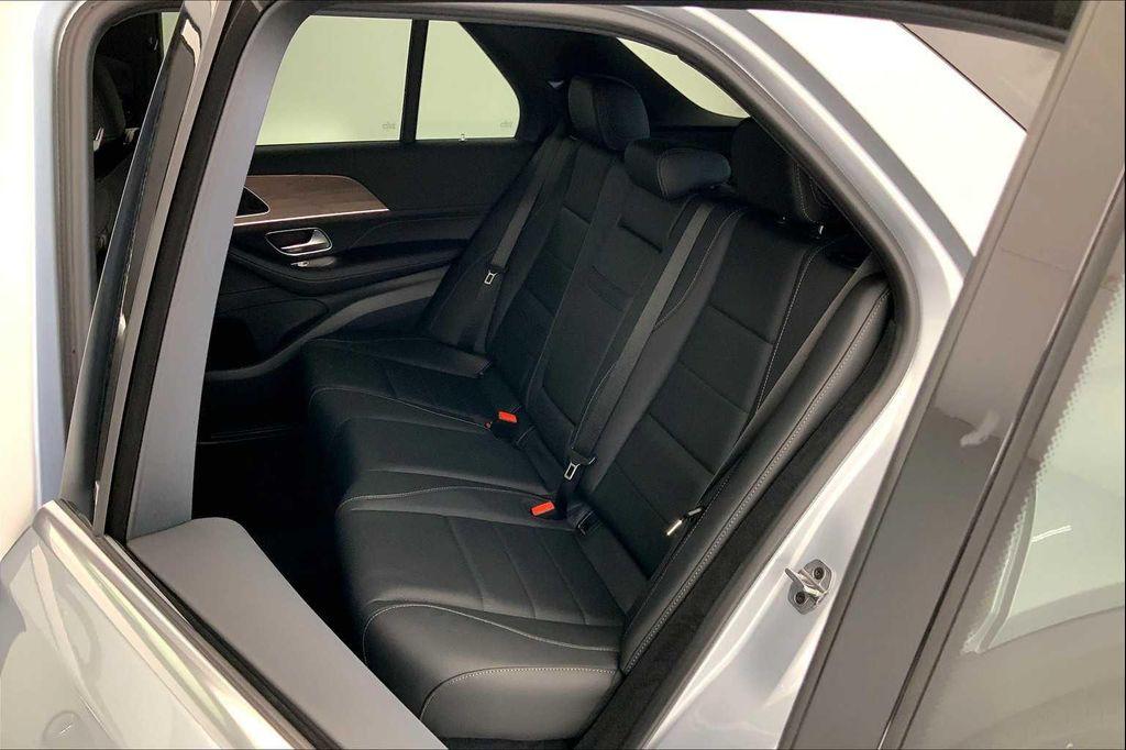 new 2025 Mercedes-Benz GLE 350 car, priced at $64,715