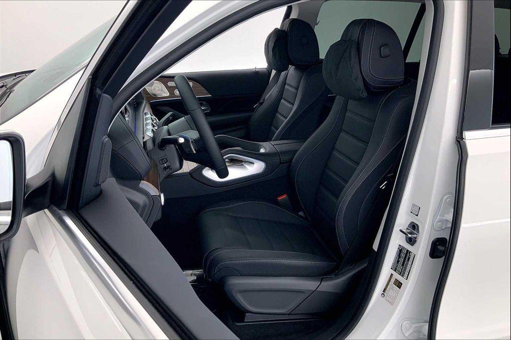 new 2025 Mercedes-Benz GLS 450 car, priced at $95,315