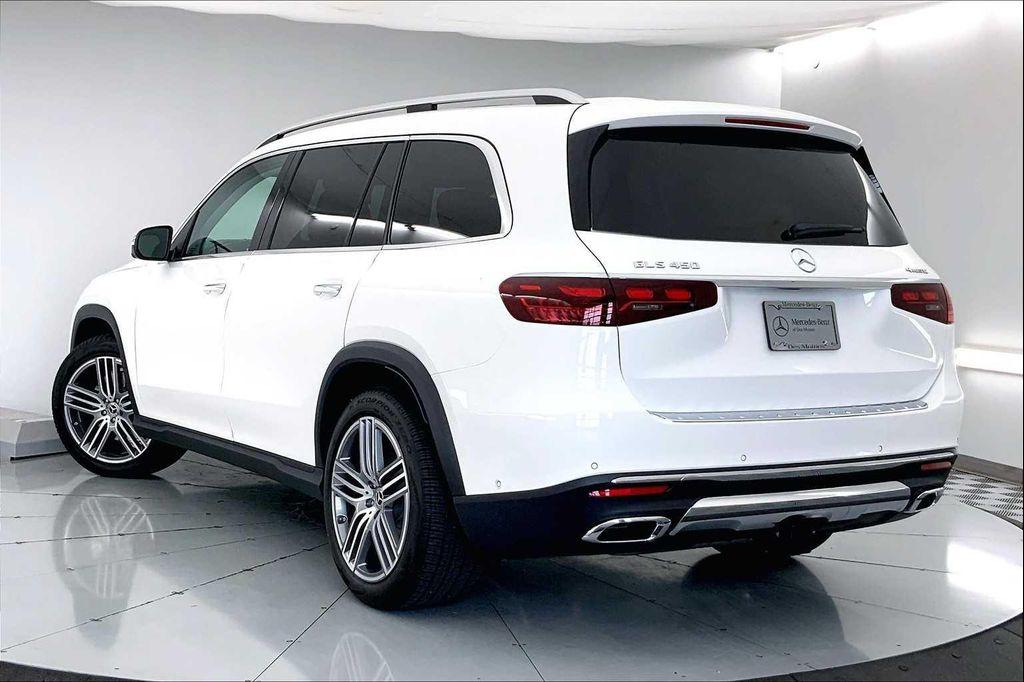 new 2025 Mercedes-Benz GLS 450 car, priced at $95,315