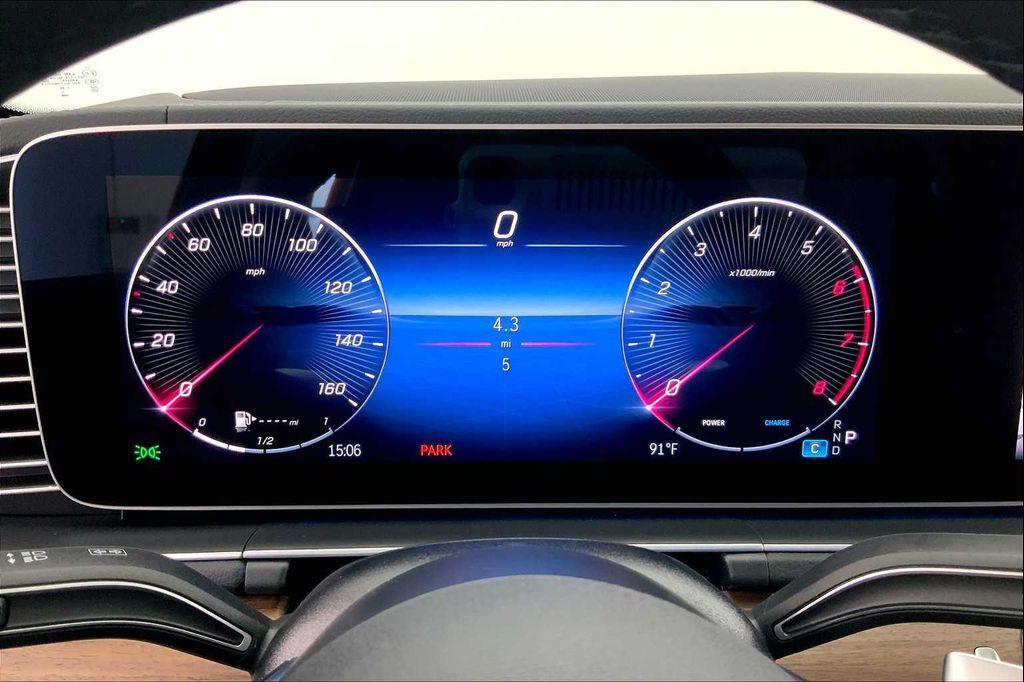 new 2025 Mercedes-Benz GLS 450 car, priced at $95,315