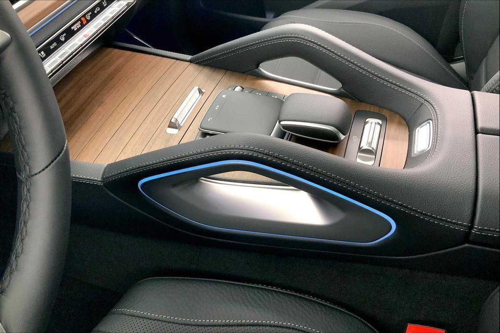 new 2025 Mercedes-Benz GLS 450 car, priced at $95,315