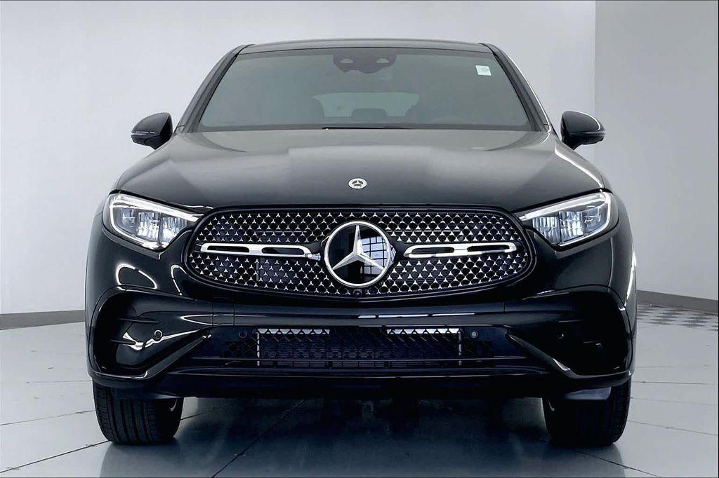 new 2025 Mercedes-Benz GLC 300 car, priced at $61,465