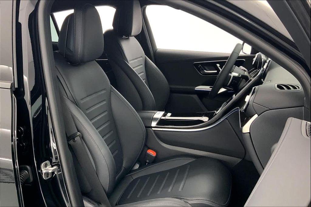new 2025 Mercedes-Benz GLC 300 car, priced at $61,465