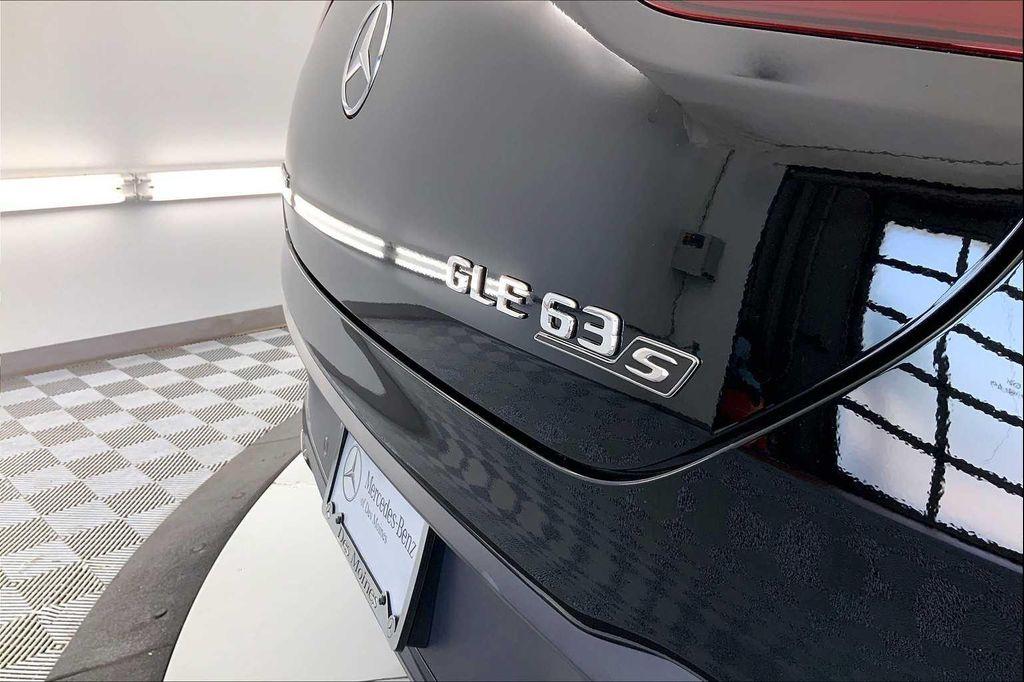 new 2025 Mercedes-Benz AMG GLE 63 car, priced at $141,520