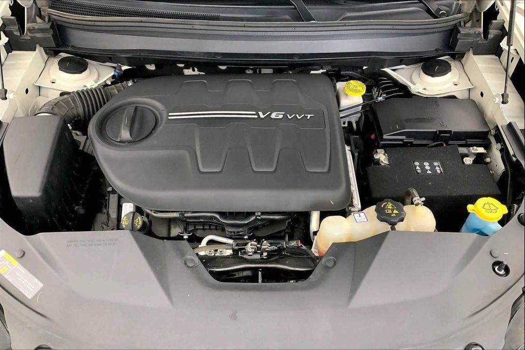 used 2019 Jeep Cherokee car, priced at $20,759