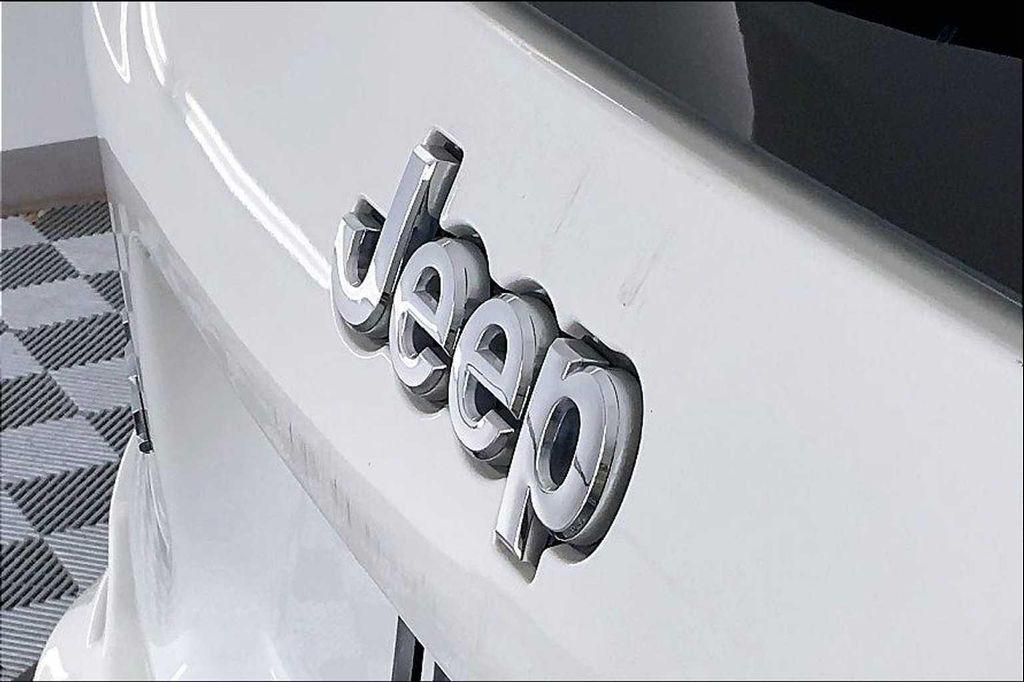 used 2019 Jeep Cherokee car, priced at $20,759