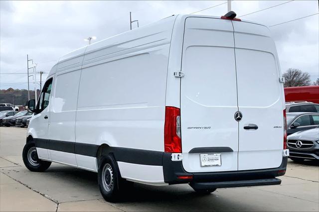 new 2025 Mercedes-Benz Sprinter 2500 car, priced at $69,014