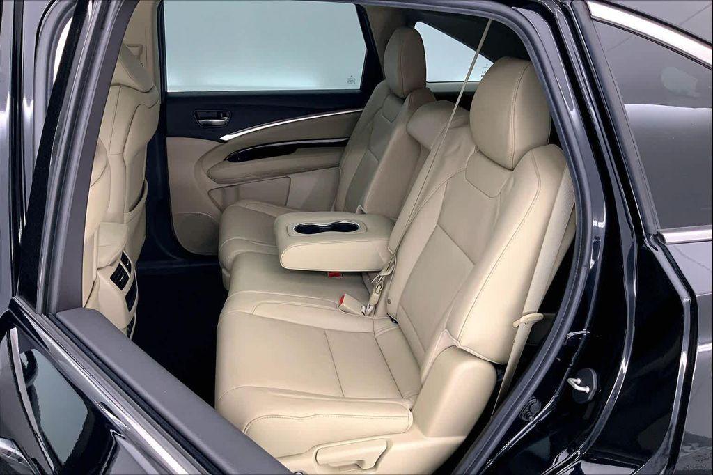 used 2019 Acura MDX car, priced at $25,130