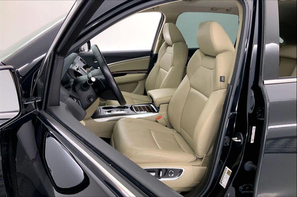 used 2019 Acura MDX car, priced at $25,130