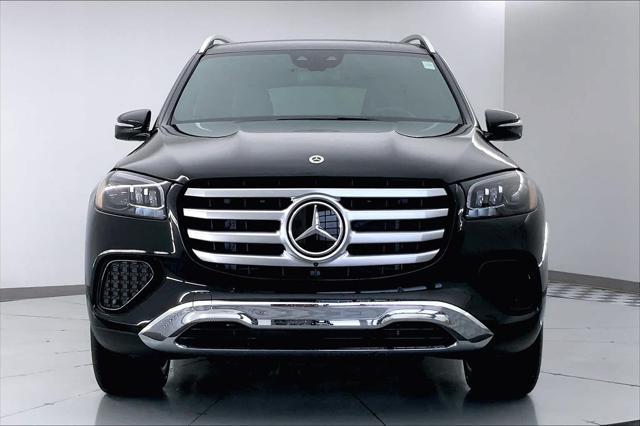 new 2025 Mercedes-Benz GLS 450 car, priced at $91,945