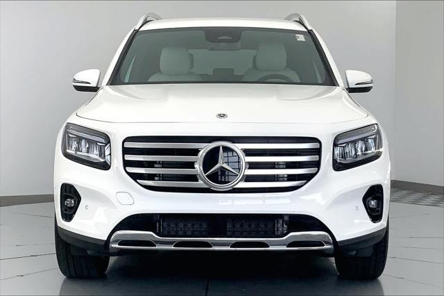 new 2024 Mercedes-Benz GLB 250 car, priced at $42,595