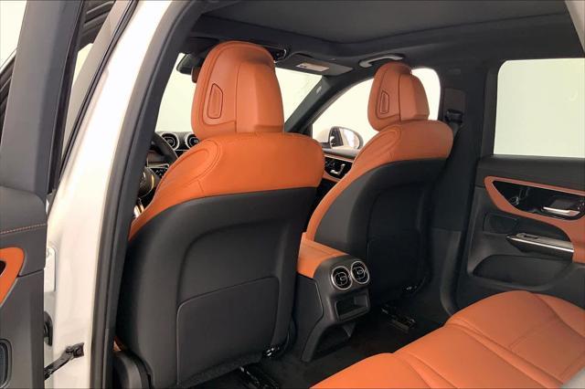 new 2025 Mercedes-Benz GLC 300 car, priced at $56,095