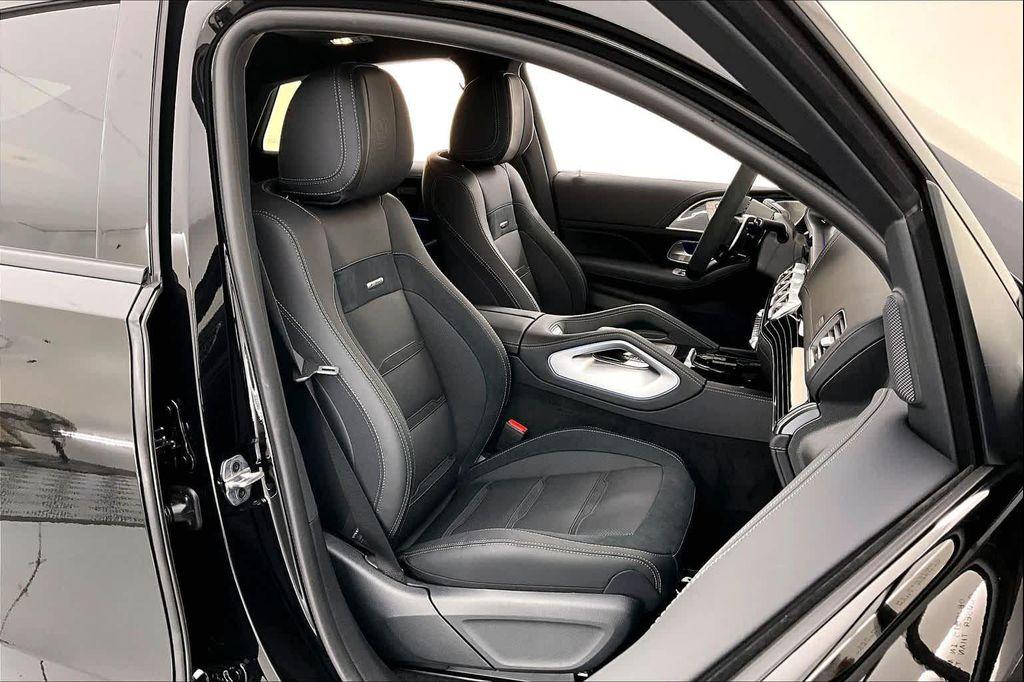 new 2026 Mercedes-Benz AMG GLE 53 car, priced at $104,405