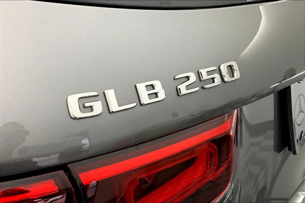 new 2023 Mercedes-Benz GLB 250 car, priced at $52,415