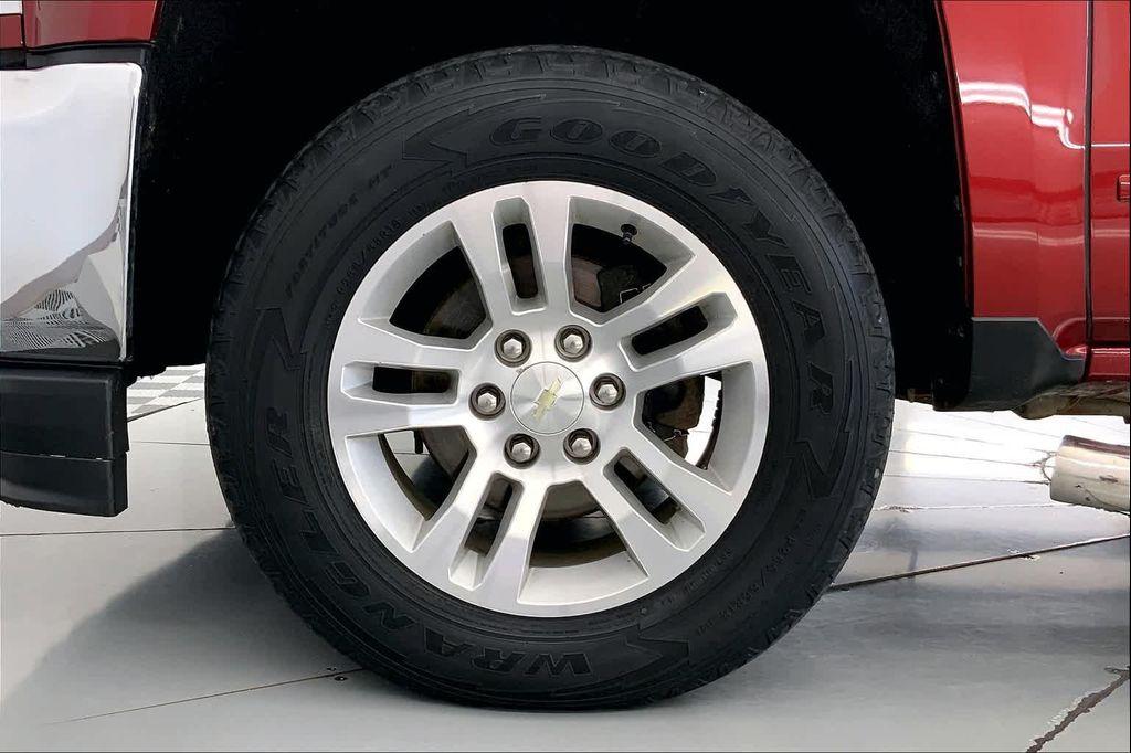 used 2018 Chevrolet Silverado 1500 car, priced at $27,126