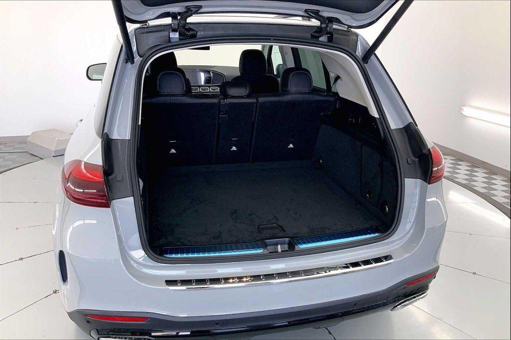 new 2026 Mercedes-Benz GLE 450 car, priced at $84,675