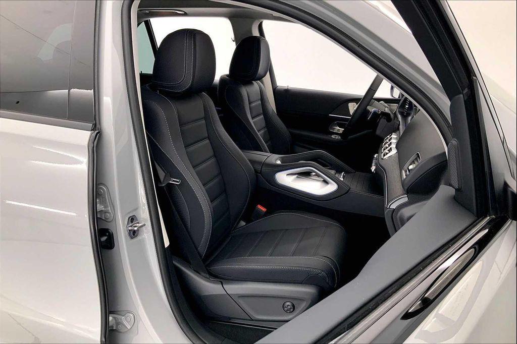 new 2026 Mercedes-Benz GLE 450 car, priced at $84,675