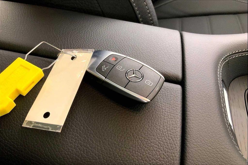 new 2026 Mercedes-Benz GLE 450 car, priced at $84,675