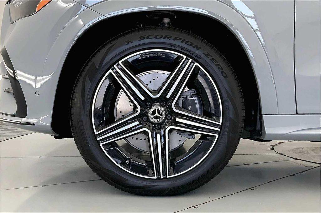 new 2026 Mercedes-Benz GLE 450 car, priced at $84,675