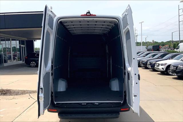 new 2024 Mercedes-Benz Sprinter 2500 car, priced at $65,890