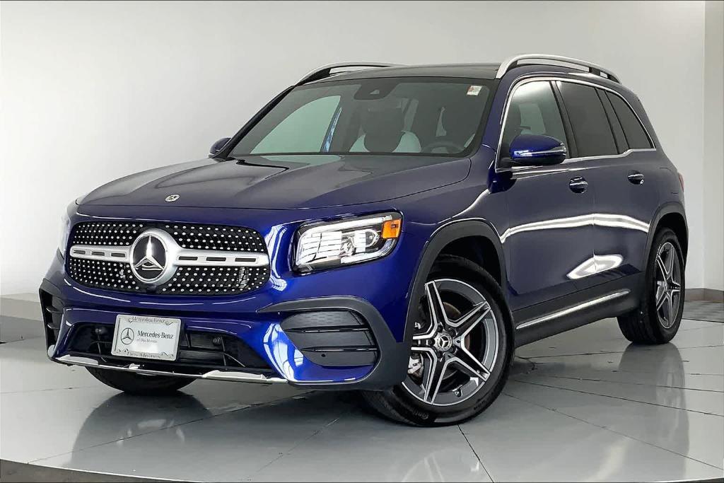 used 2022 Mercedes-Benz GLB 250 car, priced at $38,489